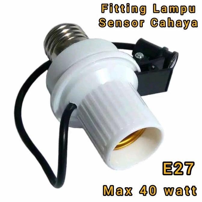 Fitting Lampu Sensor Cahaya Otomatis Untuk Segala Lampu 1